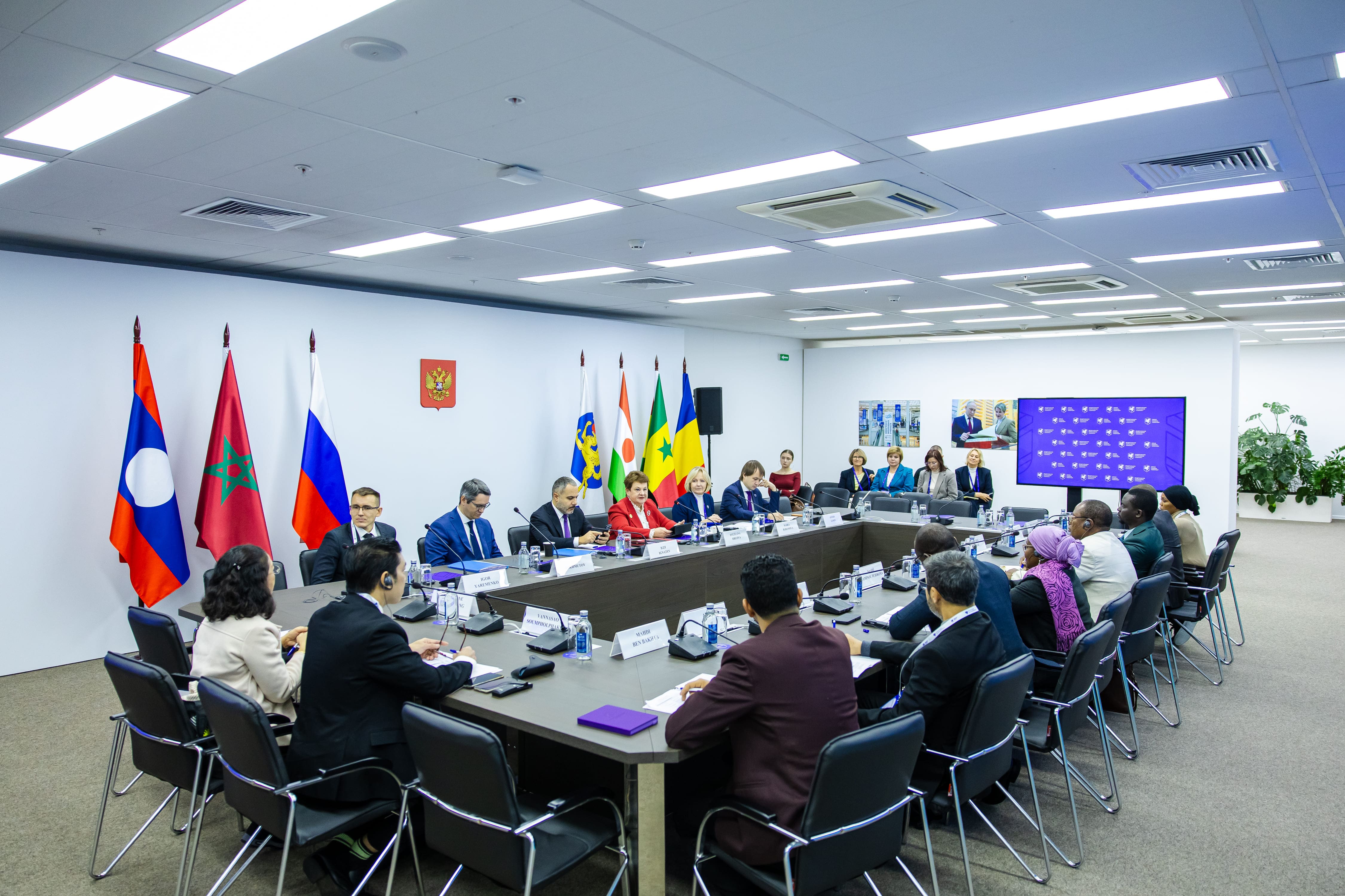 В Сириусе стартовала программа обучения зарубежных ВОА «Повышение качества внешнего государственного аудита»